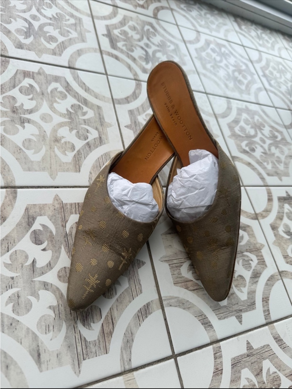 Stubbs & Wootton satin polka dot print mules